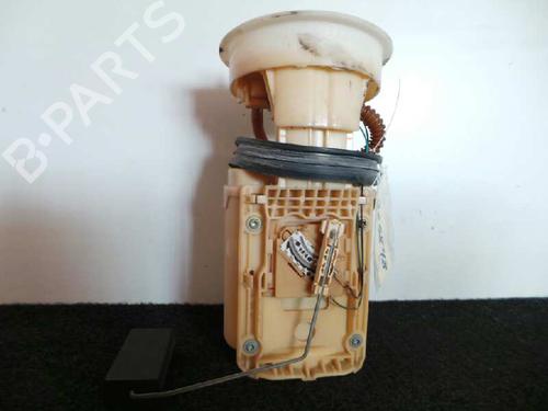 Used Fuel pump VW POLO (6N2) 1.4 (60 hp) 5726032