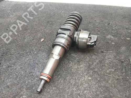 injector-vw-golf-v-1k1-2003-2004-2005-2006-2007-2008-2009-2010-36421468 main image