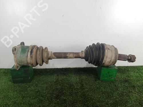 Używane Półoś przednia prawa Półoś przednia prawa MITSUBISHI PAJERO III (V7_W, V6_W) 3.2 Di-D (V68W) (160 hp) 36699690 36699690