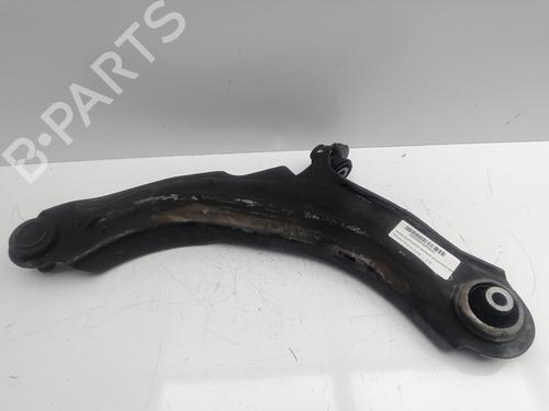 Used Right front suspension arm RENAULT CLIO IV (BH_) [2012-2021]  16685310