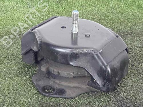 Used Engine mount MITSUBISHI PAJERO IV (V8_W, V9_W) 3.2 DI-D 4WD (V98W, V88W) (200 hp) 17513428