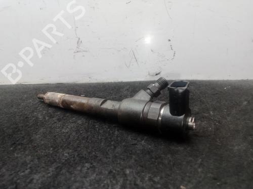 Used Injector FIAT DOBLO Cargo (263_) 1.3 D Multijet (263WXU1A, 263ZXU1A, 263WYB1A, 263ZYB1A) (95 hp) 28107142