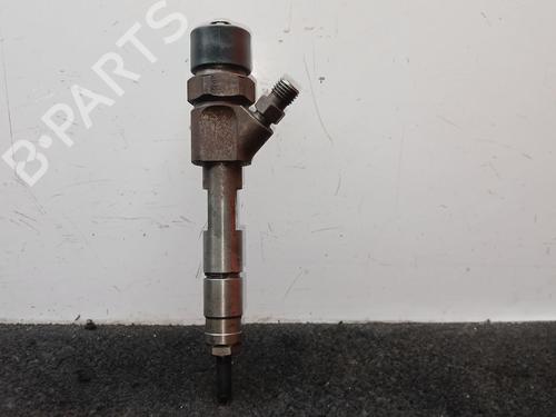 Inyector Inyector RENAULT MASTER II Van (FD) 1.9 dCi 80 (FD0P) (82 hp) 37269893 37269893