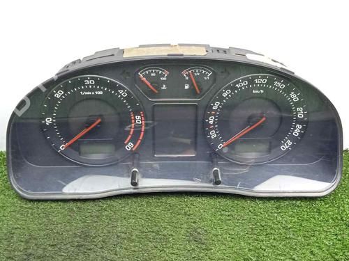 Used Instrument cluster SKODA SUPERB I (3U4) 1.9 TDI (130 hp) 17077496