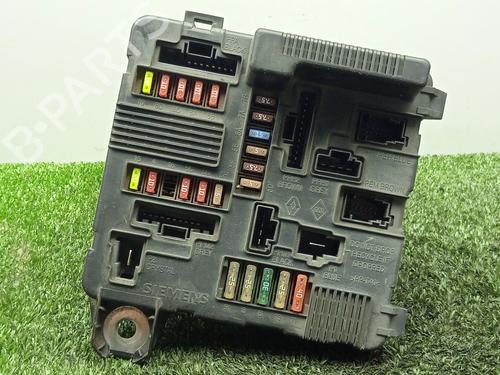 Sikringsdose RENAULT MEGANE II Saloon (LM0/1_) 1.5 dCi (LM0F, LM0T, LM2B) (82 hp) 30504972