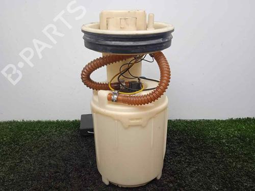 Pompe à carburant VW GOLF IV (1J1) 1.6 (102 hp) 8907251