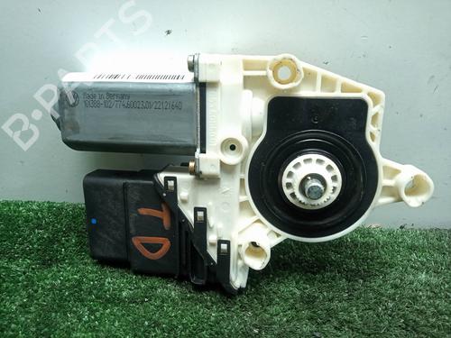 Portierruitmotor rechtsachter VW BORA I (1J2) 1.6 16V (105 hp) 29315316