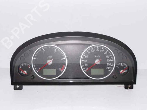 Used Instrument cluster FORD MONDEO III (B5Y) [2000-2007]  5704607