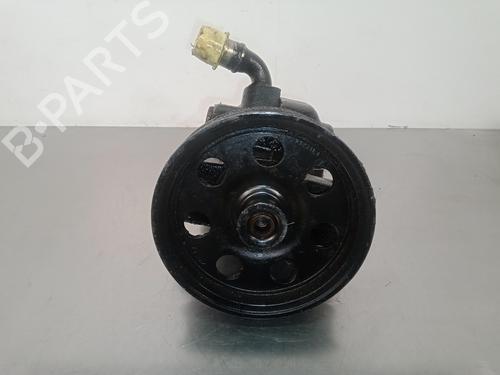 Used Steering pump FORD FOCUS I Turnier (DNW) 1.8 Turbo DI / TDDi (90 hp) 5689632