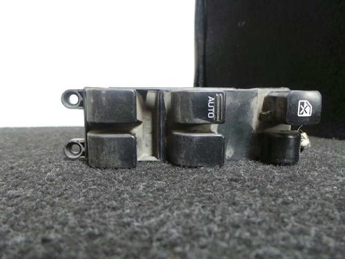 Used Left front window switch NISSAN PRIMERA (P11) [1996-2001]  5686444