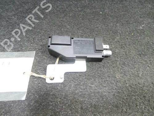 Used Antenna/Base MERCEDES-BENZ M-CLASS (W163) ML 230 (163.136) (150 hp) 14483985