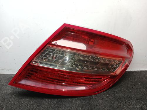 Used Right taillight Right taillight 38062200 38062200