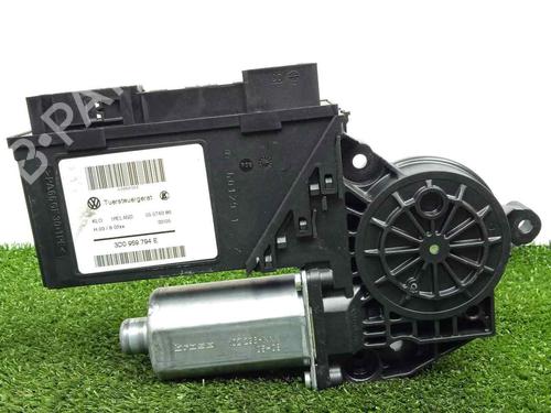 Used Right rear window motor VW TOUAREG (7LA, 7L6, 7L7) 2.5 R5 TDI (174 hp) 28422026