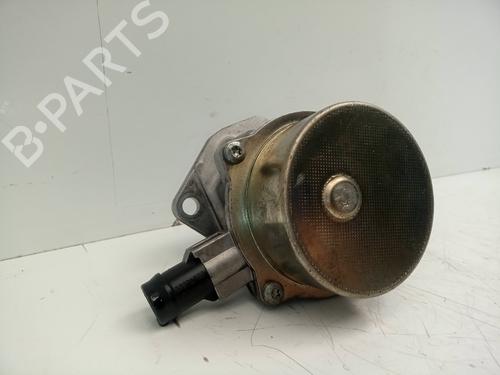 Used Vacuum pump RENAULT KANGOO (KC0/1_) D 65 1.9 (KC0E, KC02, KC0J, KC0N) (64 hp) 22639786
