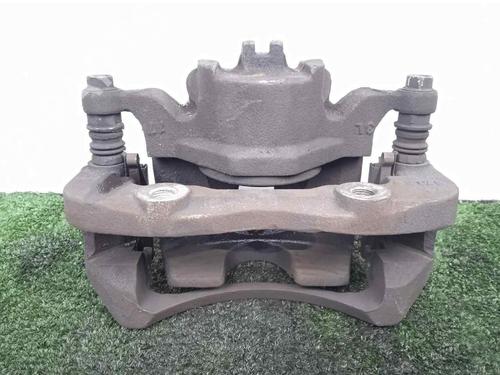Used Right front brake caliper NISSAN NV200 / EVALIA Bus [2010-2025]  18154628