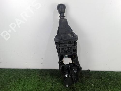 Used Gear lever Gear lever VW CRAFTER Van (SY_, SX_) 2.0 TDI FWD (SYB, SYC, SYD) (177 hp) 39880458 39880458