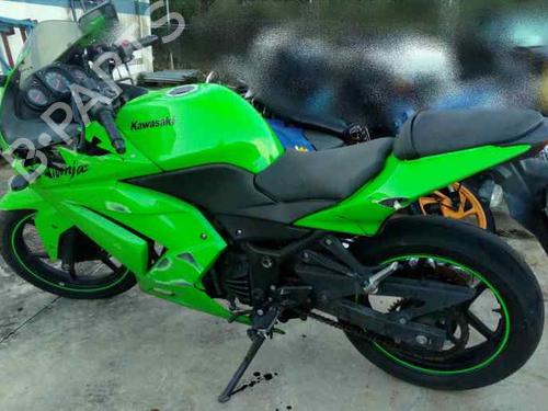 Pièces Détachées Usagées KAWASAKI MOTORCYCLES NINJA ( - 750cc) Ninja 250 R (EX250K) (33 hp) 3356996