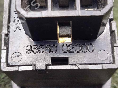 Right front window switch HYUNDAI ATOS (MX)  | BP5688163I26 