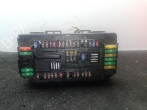 Used Fuse box BMW 4 Convertible (F33, F83) 420 d (190 hp) 30940913