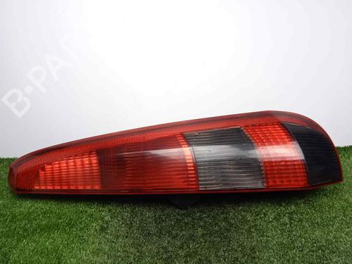 Used Right taillight FORD FIESTA V (JH_, JD_) 1.4 TDCi (68 hp) 9427148
