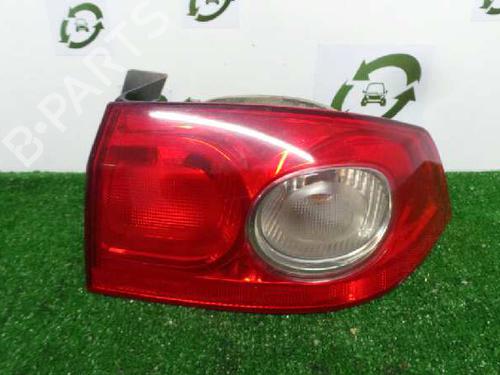 Used Right taillight RENAULT LAGUNA II (BG0/1_) [2001-2007]  6976555