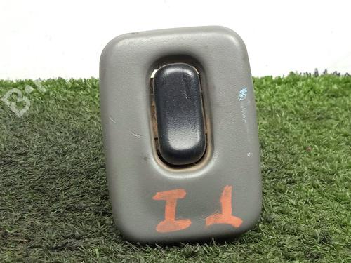 Interrupteur de vitre arrière gauche FORD RANGER (ER, EQ, R_) 2.5 TD 4x4 (109 hp) 31916742