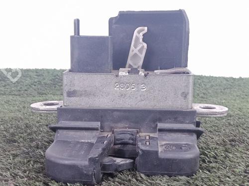 Used Tailgate lock Tailgate lock SEAT ALTEA (5P1) 2.0 TDI 16V (140 hp) 33626957 33626957