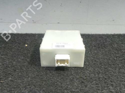 Used Control unit TOYOTA AVENSIS (_T25_) [2003-2008]  5712448