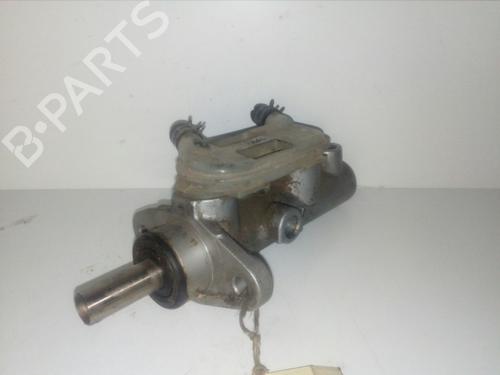 Used Brake master cylinder MITSUBISHI GRANDIS (NA_W) 2.0 DI-D (NA8W) (136 hp) 5782950