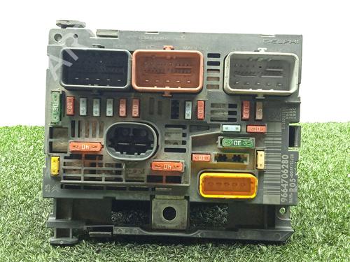 Used Fuse box PEUGEOT 308 I (4A_, 4C_) 1.6 HDi (90 hp) 31194060
