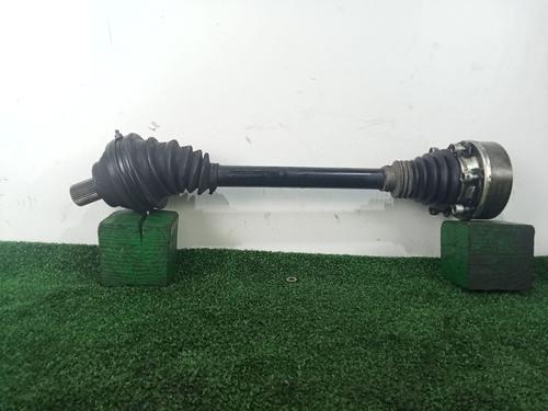 Used Left front driveshaft Left front driveshaft SEAT ALTEA (5P1) 1.9 TDI (105 hp) 40157989 40157989
