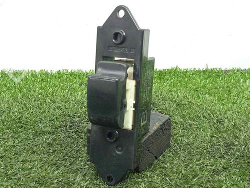 Used Right front window switch Right front window switch MITSUBISHI ASX (GA_W_) 1.8 DI-D 4WD (GA6W) (150 hp) 11029304 11029304