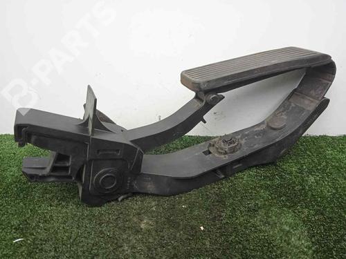 pedal-mercedes-benz-c-class-w203-c-220-cdi-203006-203008-a2113000804-6pines-2000-2001-2002-2003-2004-2005-2006-2007-7449608 main image
