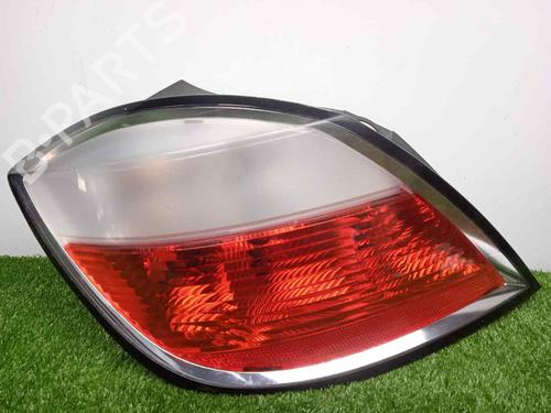 Used Left taillight OPEL ASTRA H (A04) [2004-2014]  8586603