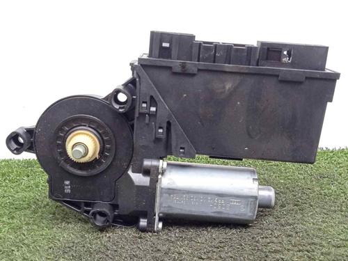 Right front window motor AUDI A4 B7 (8EC) 2.0 TDI | BP24885550E20 