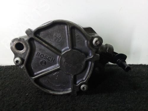 Used Vacuum pump FORD FOCUS II (DA_, HCP, DP) 1.6 TDCi (109 hp) 22638055