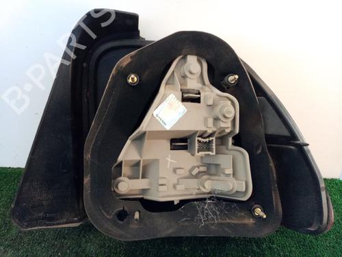 Left taillight ROVER 400 II (RT) 420 Di | BP8877575C34 
