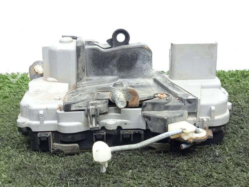 Used Front left lock CITROËN XSARA PICASSO (N68) 2.0 HDi (90 hp) 24218409