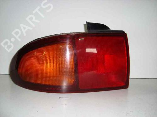 Used Left taillight HYUNDAI SONATA III (Y-3) [1992-2000]  10241669