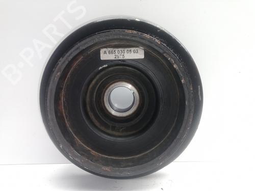Used Pulley SSANGYONG RODIUS I 2.7 Xdi (165 hp) 29999227