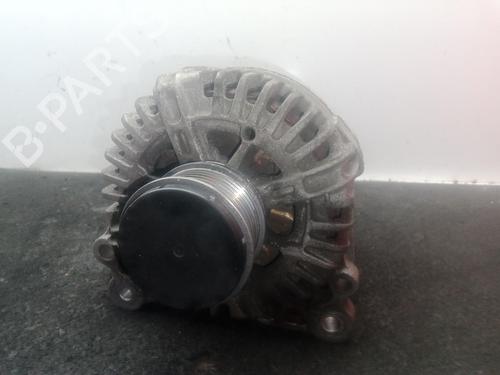 Used Alternator VW GOLF V (1K1) 1.9 TDI (105 hp) 31928898