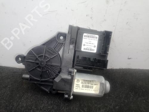 Vindusheismotor høyre foran VW CADDY III Box Body/MPV (2KA, 2KH, 2CA, 2CH) 1.9 TDI (105 hp) 29983224