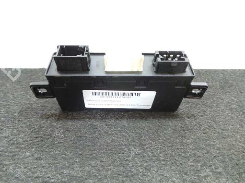 Elektronik Modul BMW 5 (E39) 525 d (163 hp) 613569042559 | - | 689667500001 | - | FT110200