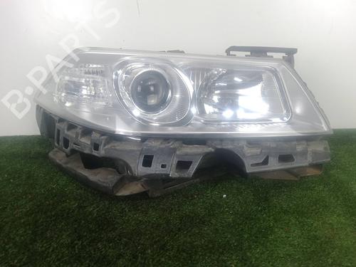 Used Right headlight RENAULT MEGANE II Saloon (LM0/1_) 1.5 dCi (LM1E) (106 hp) 29042660