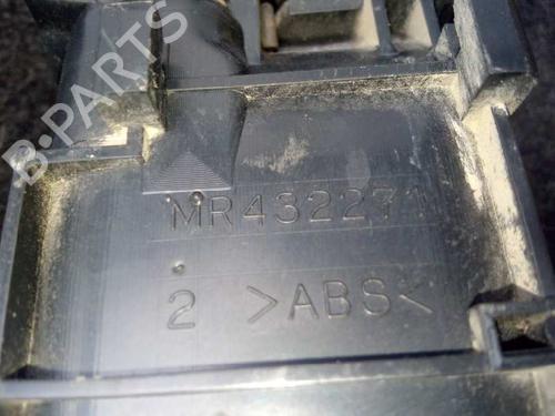 Front left interior door handle MITSUBISHI PAJERO III (V7_W, V6_W) 2.5 TDi (V64W, V74W) | BP20133504I13 