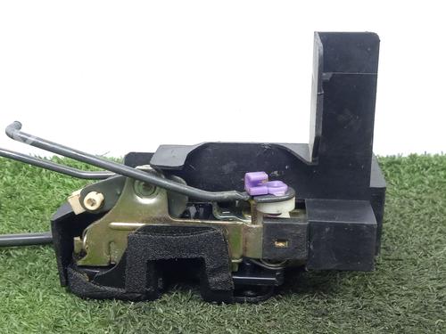 Front left lock HYUNDAI COUPE I (RD)  | BP23245870C98 