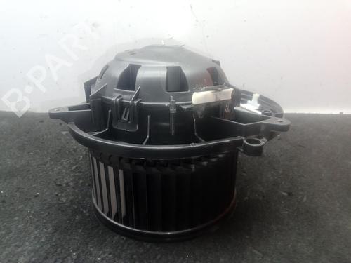 Varmeblæser BMW 4 Convertible (F33, F83) 420 d (190 hp) 31969424