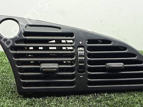 Used Air vent Air vent CITROËN XSARA (N1) 1.9 D (70 hp) 34719599 34719599