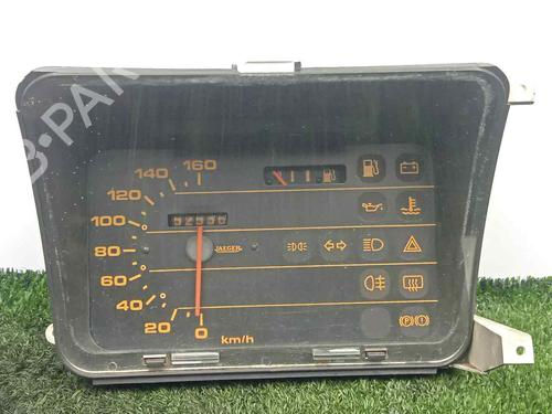Used Instrument cluster SEAT MARBELLA (28A) [1986-1999]  10013596