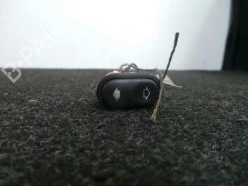 Used Right front window switch FORD MONDEO II (BAP) 1.8 i (115 hp) 12208109